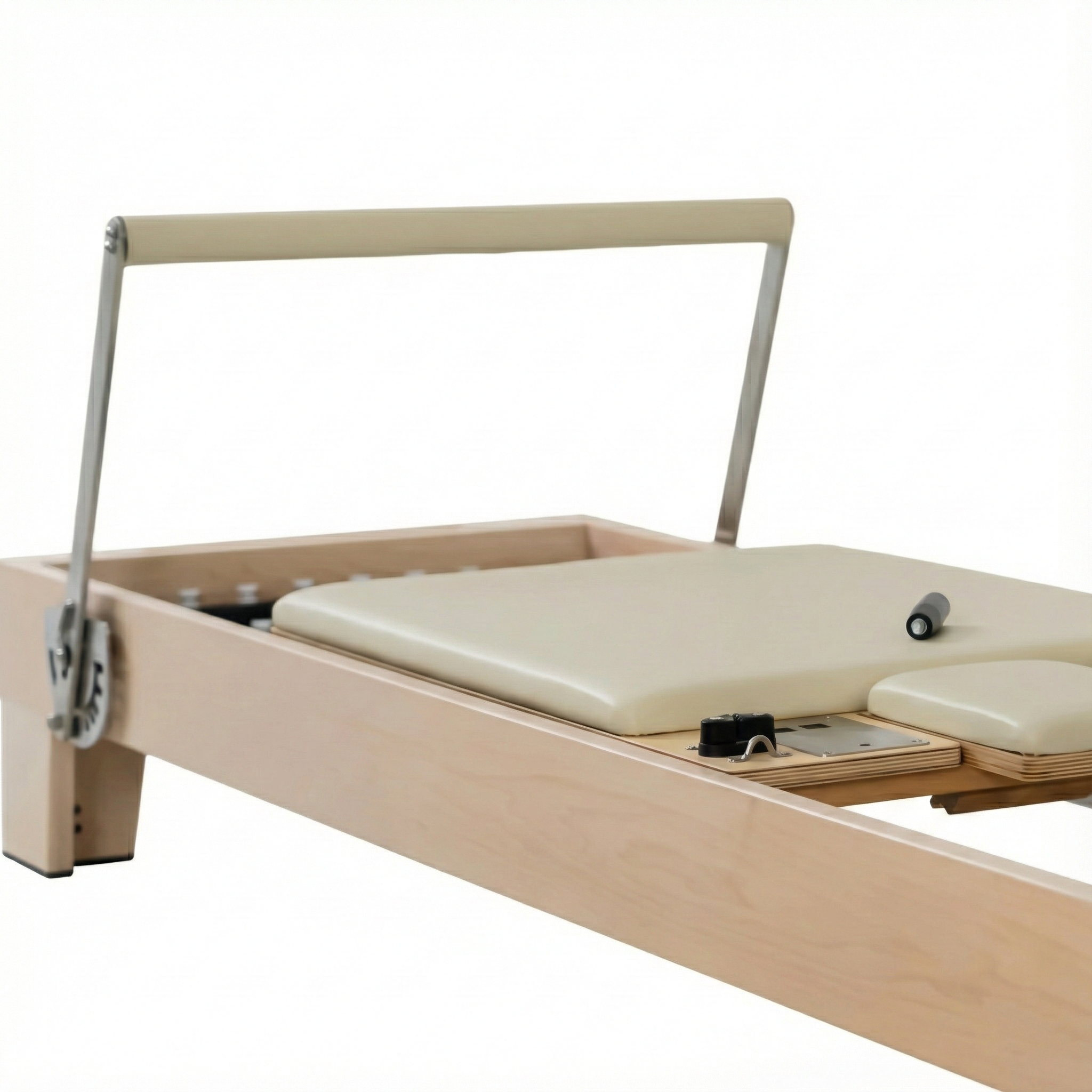 carriage platform on the Maple Timber Reformer featuring smooth-gliding rails and premium upholstery.